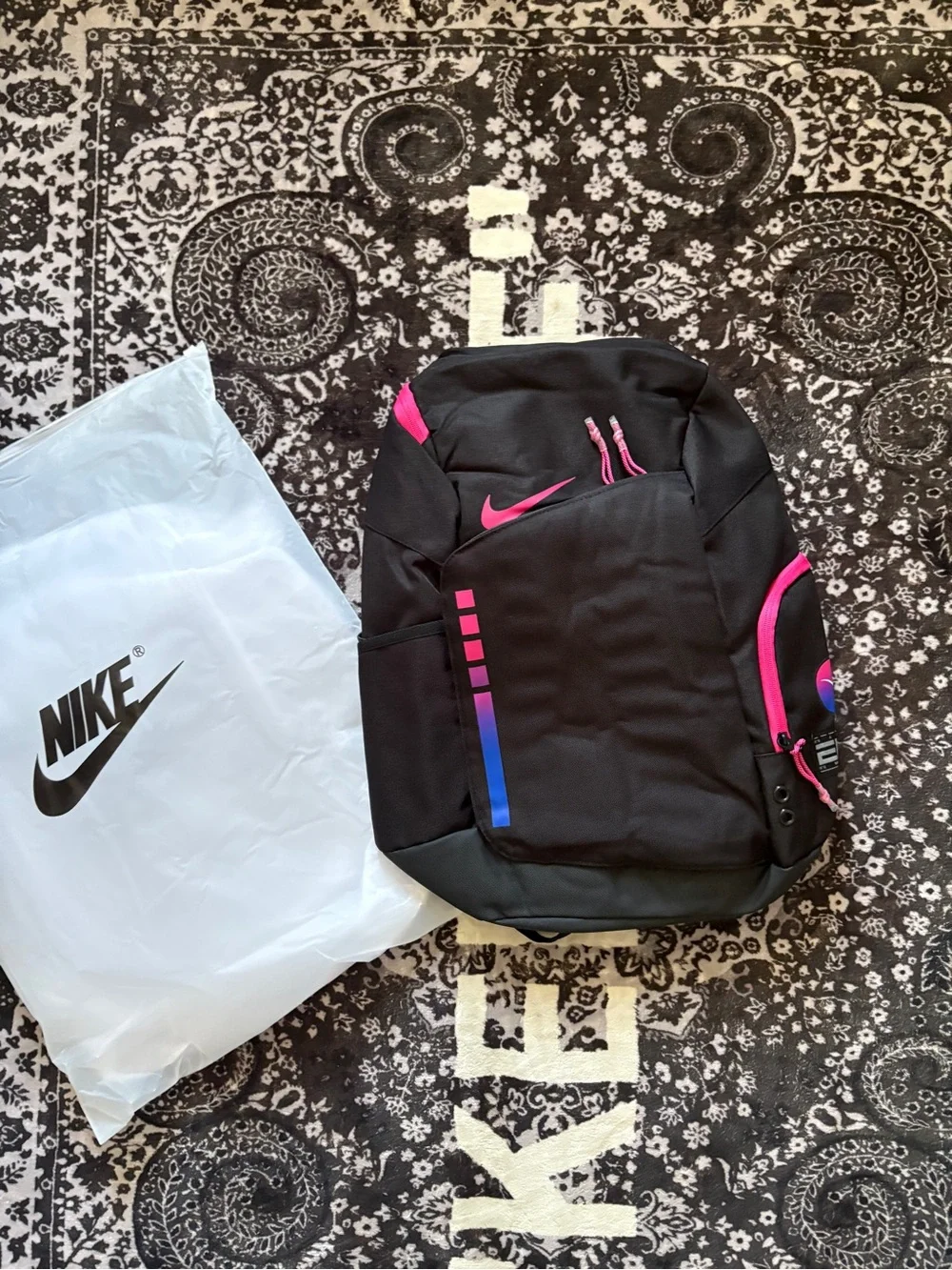 Nike Elite Pro Hoops Basketball Backpack 32L Black/Pink